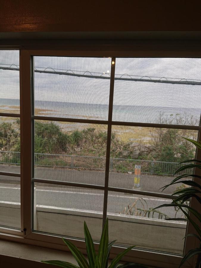 Maribu Beach House Onna Eksteriør billede
